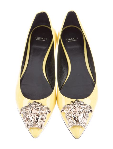 versace medusa pointed toe flat|Versace Medusa shoes.